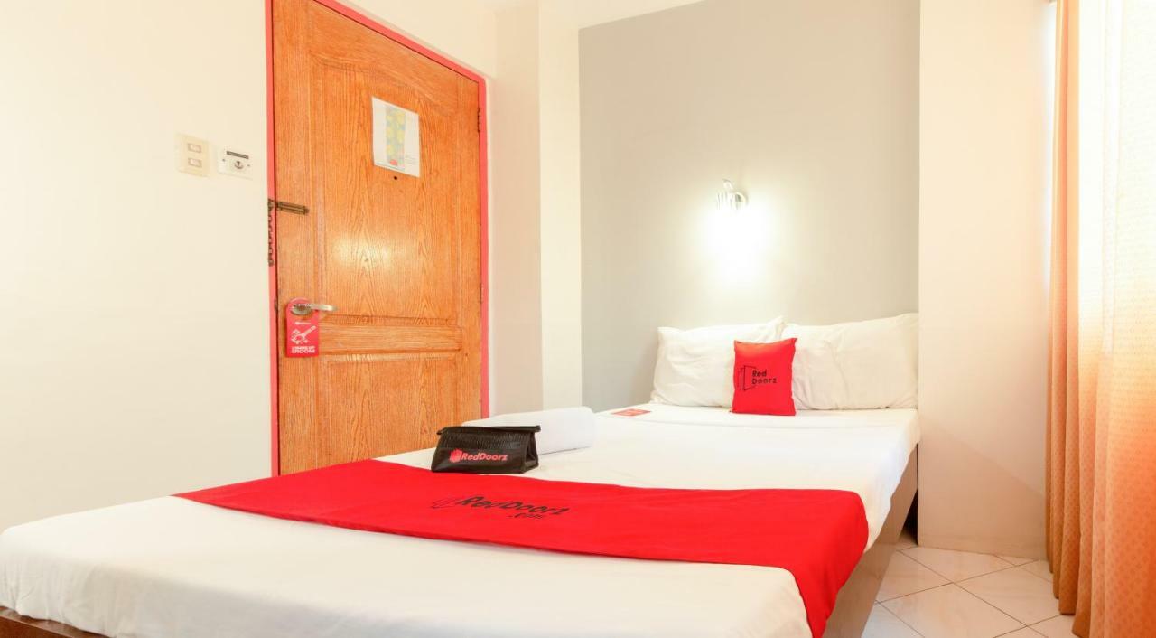 เรดดอร์ซ แอท ปาเตอร์โน สตรีท ตักโลบัน Hotel ตาโคลบัน ภายนอก รูปภาพ
